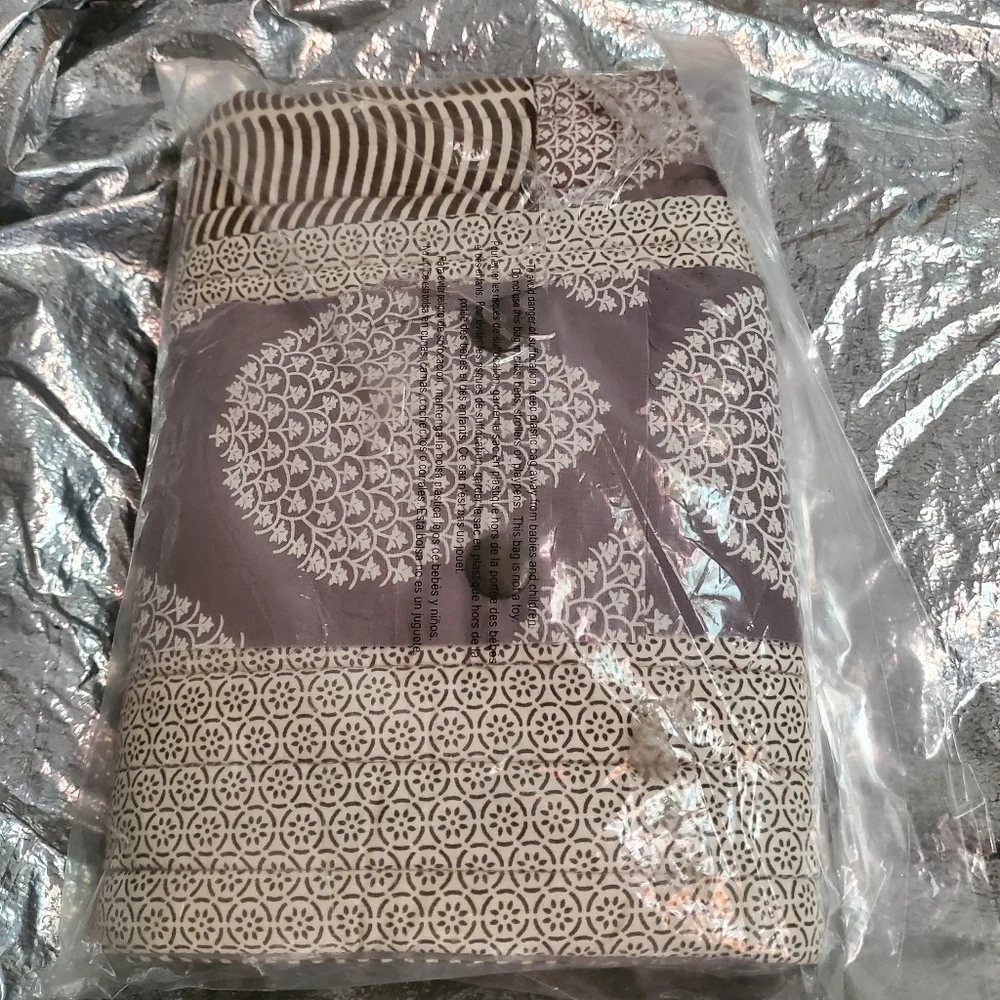 NWT Crate&Barrel Brown and Cream Standard Pillow Sham